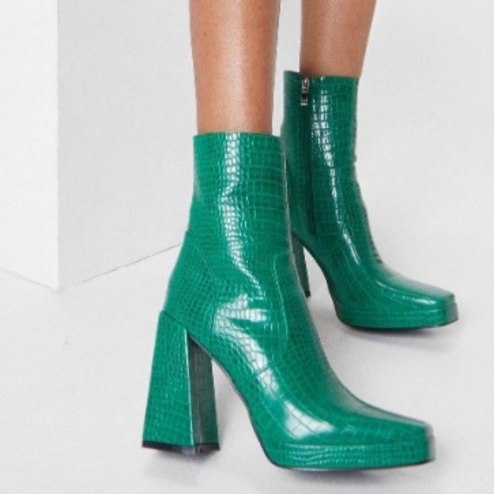 faux leather croc ankle sock boots green size 7 Nasty Gal
